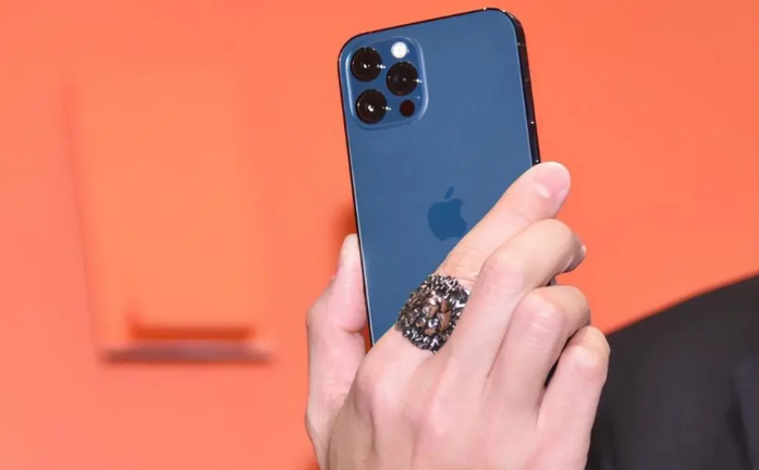 鸡泽苹果手机维修分享iPhone12系列重启方法教程 